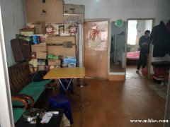 潔園小區(qū)第四實驗小學附近，四樓67.77，毛坯房