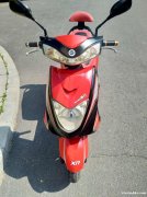 出售新日電動(dòng)車，外邊新 電瓶還能跑20公里