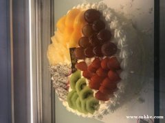 愛樂米哥水岸店招聘收銀一名 月公休兩天