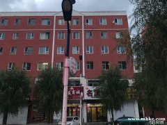 出售山城鎮(zhèn)老中心校家屬樓