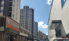 個人出售歐亞3號門對面鉆石名城門市出售，一、二層