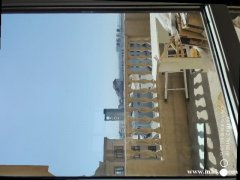 紫玉東郡 75平全新裝修一室一廳電梯 帶 大陽(yáng)臺(tái) 年租 10