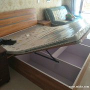 出售床 沙發(fā) 魚缸 辦公桌椅