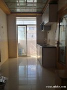 昆明小區(qū)80平5樓出售，因急于用錢，低價出售26.5萬