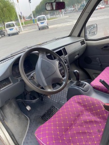 出售五菱面包車