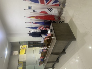 萬(wàn)國(guó)出國(guó)勞務(wù) 招聘代理、另銷售20名 男女不限