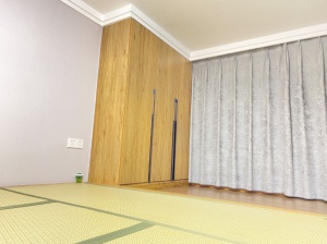 天倫洗浴對過臨近博文學(xué)校，利達(dá)園小區(qū)loft出租（可做工作室）