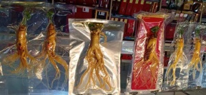 大市場二樓干果區(qū)招女售貨員