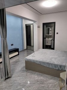 鐵北大市場對過新裝公寓