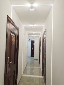 五金街附近步梯二樓公寓獨(dú)立衛(wèi)浴可做飯