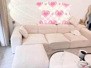 沙發(fā)低價(jià)出售800隨時(shí)提走