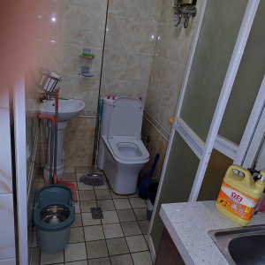 新婦幼旁邊小區(qū)一樓車庫出租