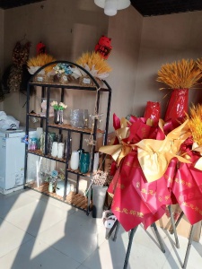 御龍灣門市出租