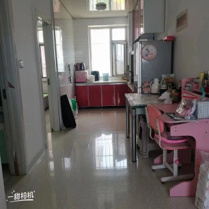 房屋出租 臨近翰林學(xué)校，外國語學(xué)校，朝小