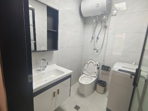 長安城公寓，市醫(yī)院正對面