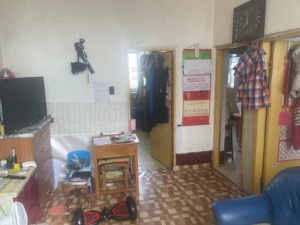 西街農(nóng)村信用社樓上