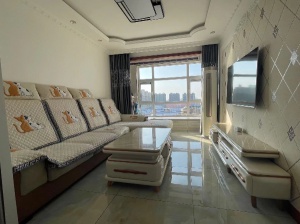 自家樓房出售，電梯十樓，位置采光都非常好