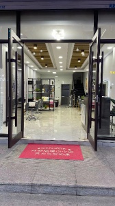 博文門市，出租出兌。