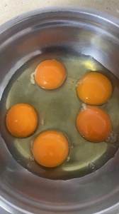 純農(nóng)村散養(yǎng)笨雞蛋