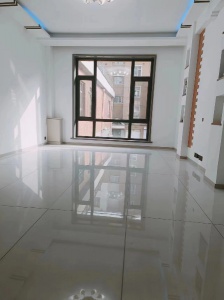 出售威尼斯二樓100平 38.5萬