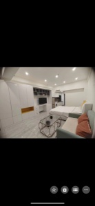 出租出售鑫港公寓，49平精裝一年15500包取暖物業(yè)寬帶，拎包入住，房東不墨跡，出租中，6月28號(hào)到期