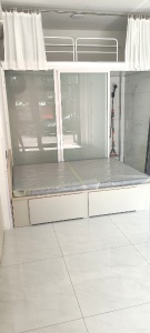 全新裝修，可日租，月租，年租。