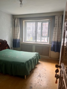 麗園小區(qū) 1樓 64 平，低價(jià)出售