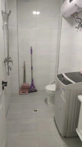 [慶祝][慶祝]【出租】芙蓉園6樓、精裝修一室一廳，9600一年