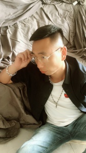 單身爸爸想找一個陪伴終身跟我一起努力做事業(yè)打拼的另一半