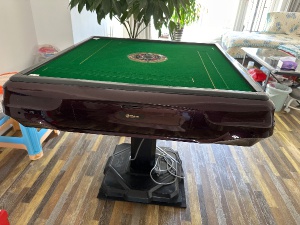 出售麻 將機，給錢就賣