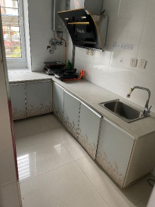 出租楓林小鎮(zhèn)B區(qū)一樓