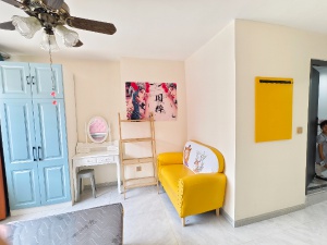 二樓公寓出租、獨立衛(wèi)浴、能做飯、可月付