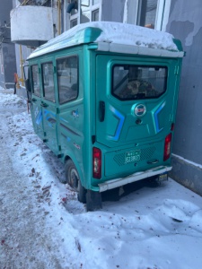 出售電動(dòng)三輪車