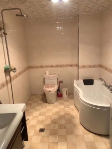 鉆石名城電梯樓7層出租