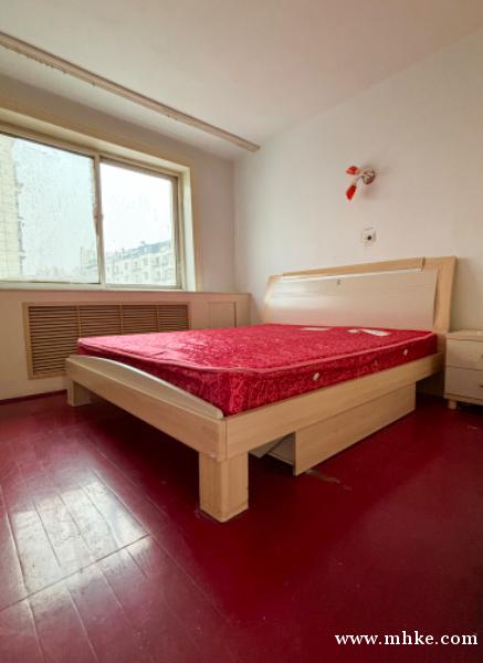 建國(guó)社區(qū)河畔花園，兩室一廳，拎包入?。?></a>
                                                                                                                <a href=